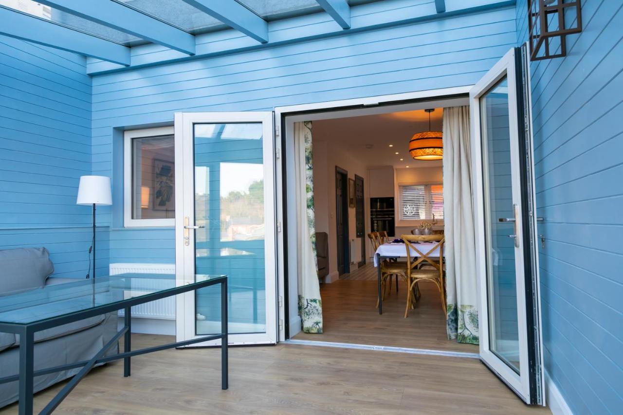 Вілла The Kinsale 4 Center Екстер'єр фото